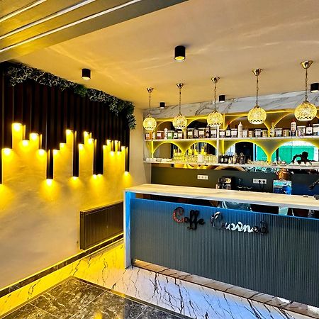 Crowned Plus Hotel 이스탄불 외부 사진