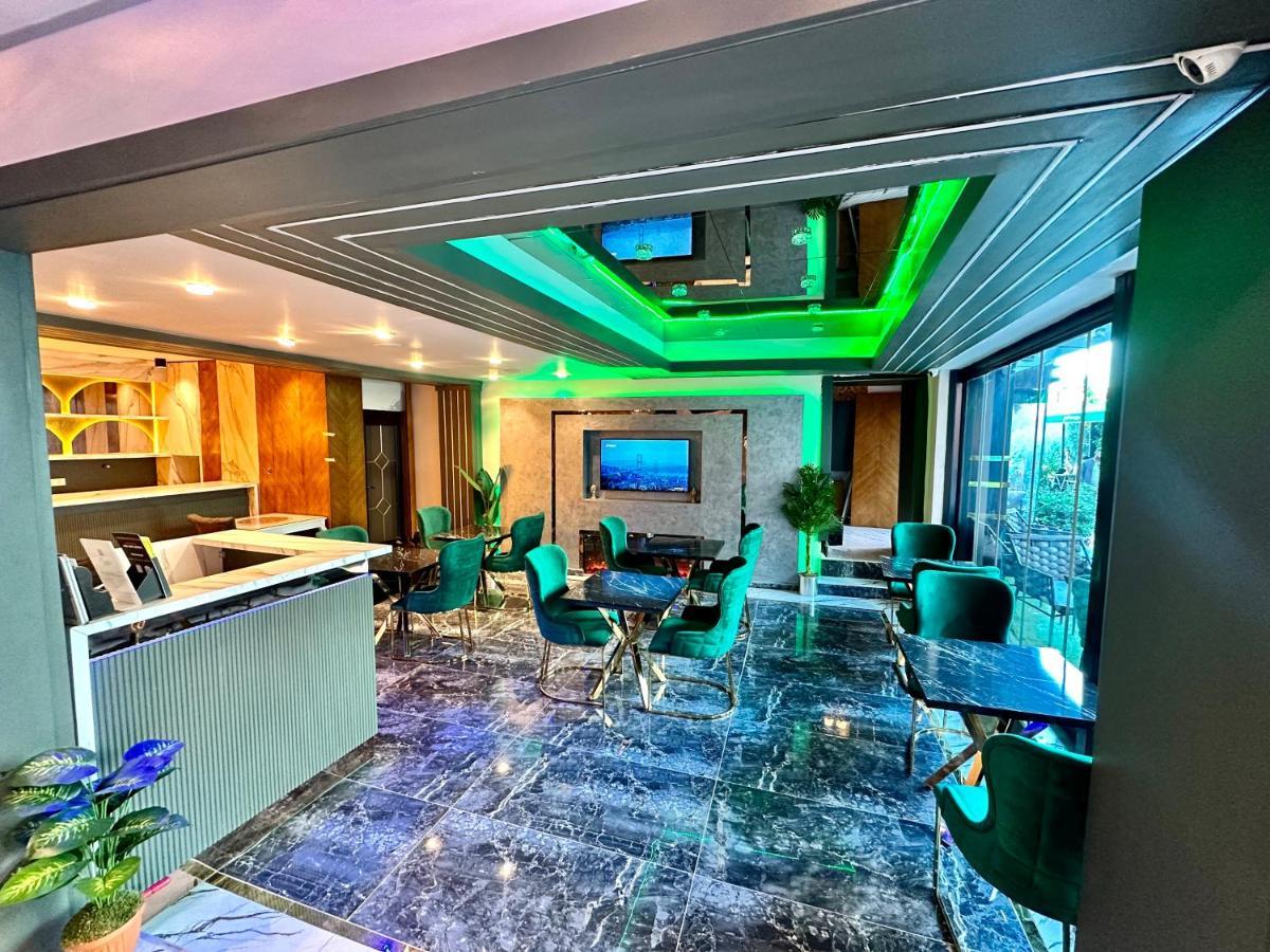 Crowned Plus Hotel 이스탄불 외부 사진
